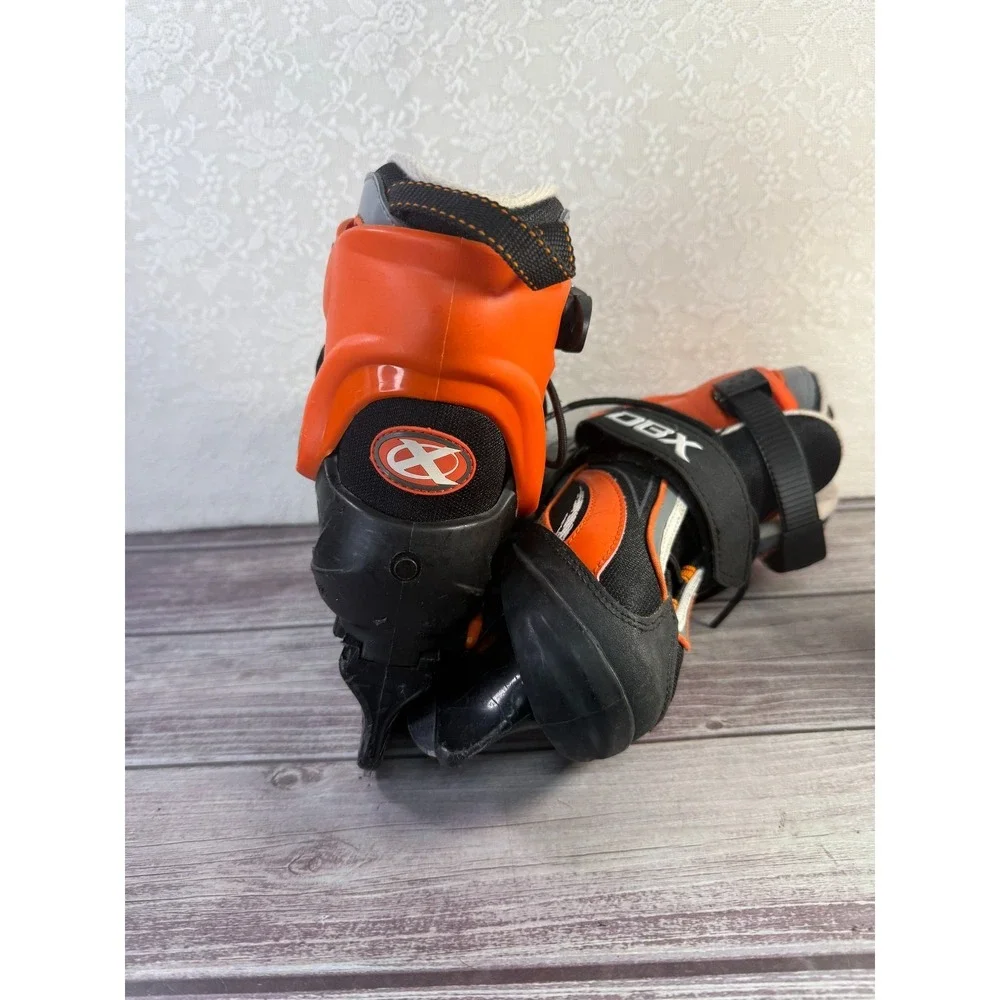 DBX‎ Boys/Girls Adjustable Ice Skates Size (1-4) youth/kids